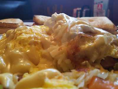 Tik Tok Restaurant & Bar