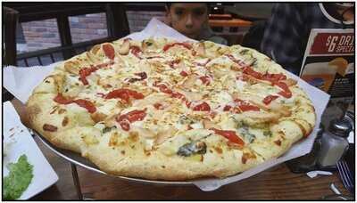 Uno Pizzeria & Grill