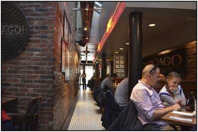 Uno Pizzeria & Grill