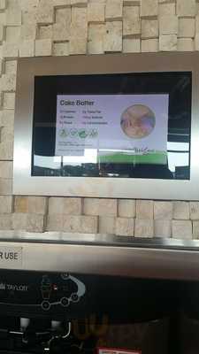 Yumilicious Frozen Yogurt