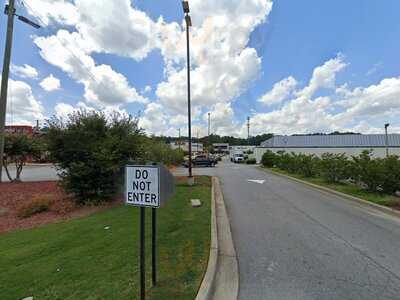 Toco Hills Promenade