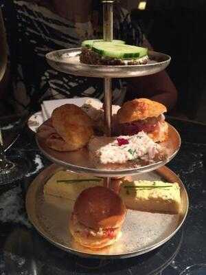 The Ritz-carlton New York