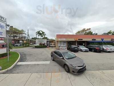 Uncle Noodles Pizzeria