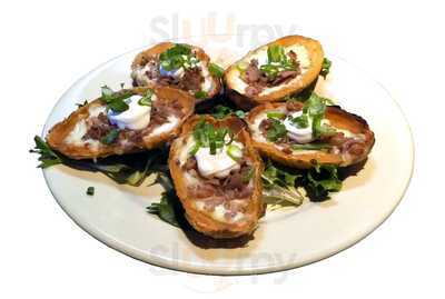 Martin Macks Bar And Restaurant