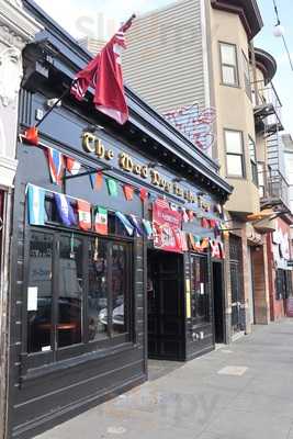 Martin Macks Bar And Restaurant