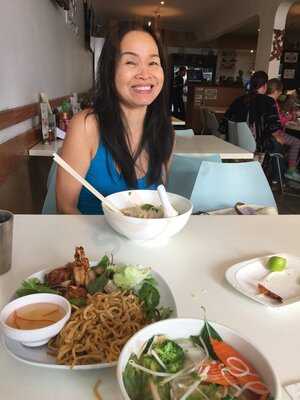 Ly's Vietnamese Cuisine