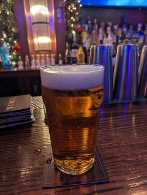 Pig 'n' Whistle Public House