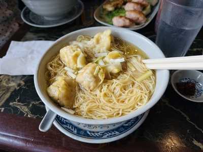 Kenny's Noodle House