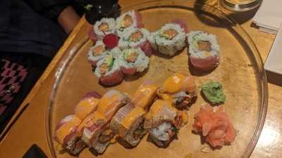 Sushi Tokyo