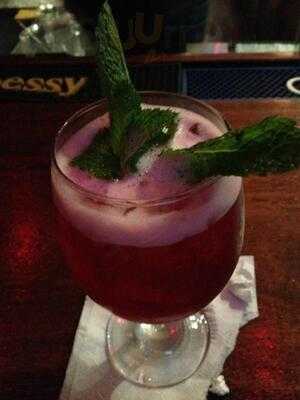 D'savannah Bar And Lounge