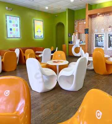 Orange Leaf Bandera
