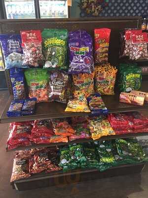 Manantial Market Place