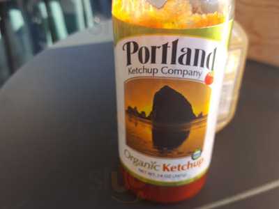 Barrel Fine Wine + Tasting Bar