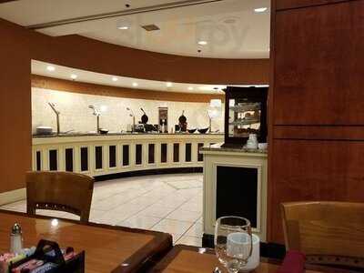 Red Pepper Bar & Grill