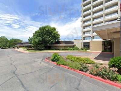 Red Pepper Bar & Grill