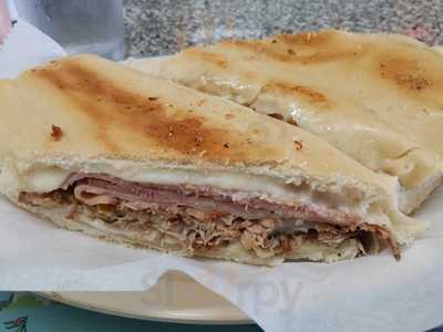 La Cremita Cafeteria