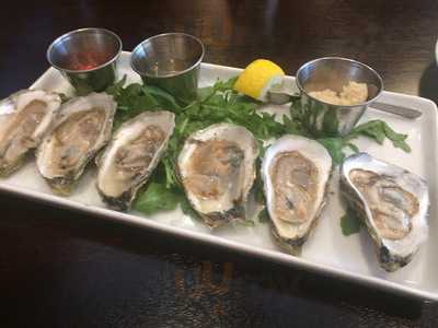 The Currach Bistro And Pizza