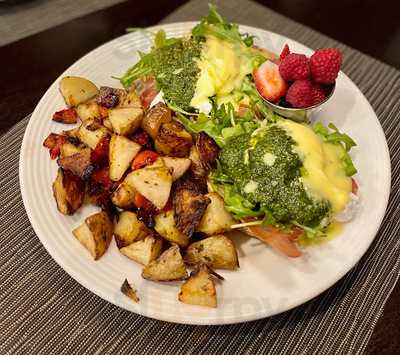 The Currach Bistro And Pizza