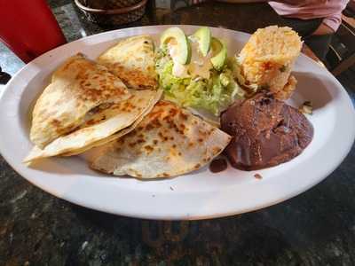 Casa Blanca Restaurant