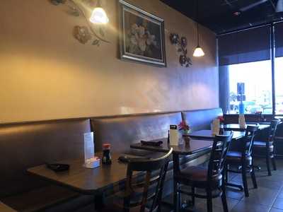 Rock San Thai Restaurant And Sushi Bar