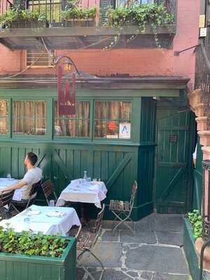 The Waverly Inn And Garden