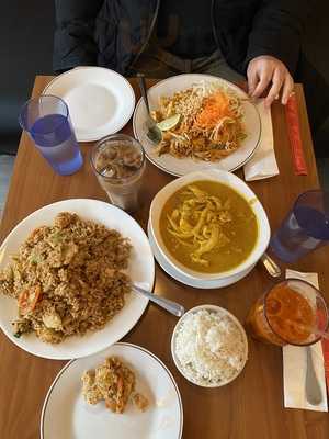 Ben's Noodles & Rice