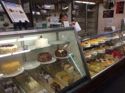 Yasukochi's Sweet Stop