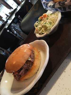 Nori Sushi Bar & Grill