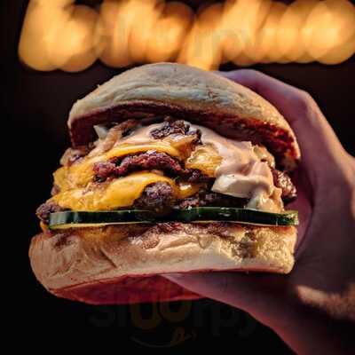 Champs Hawaii Sports Bar & Grill