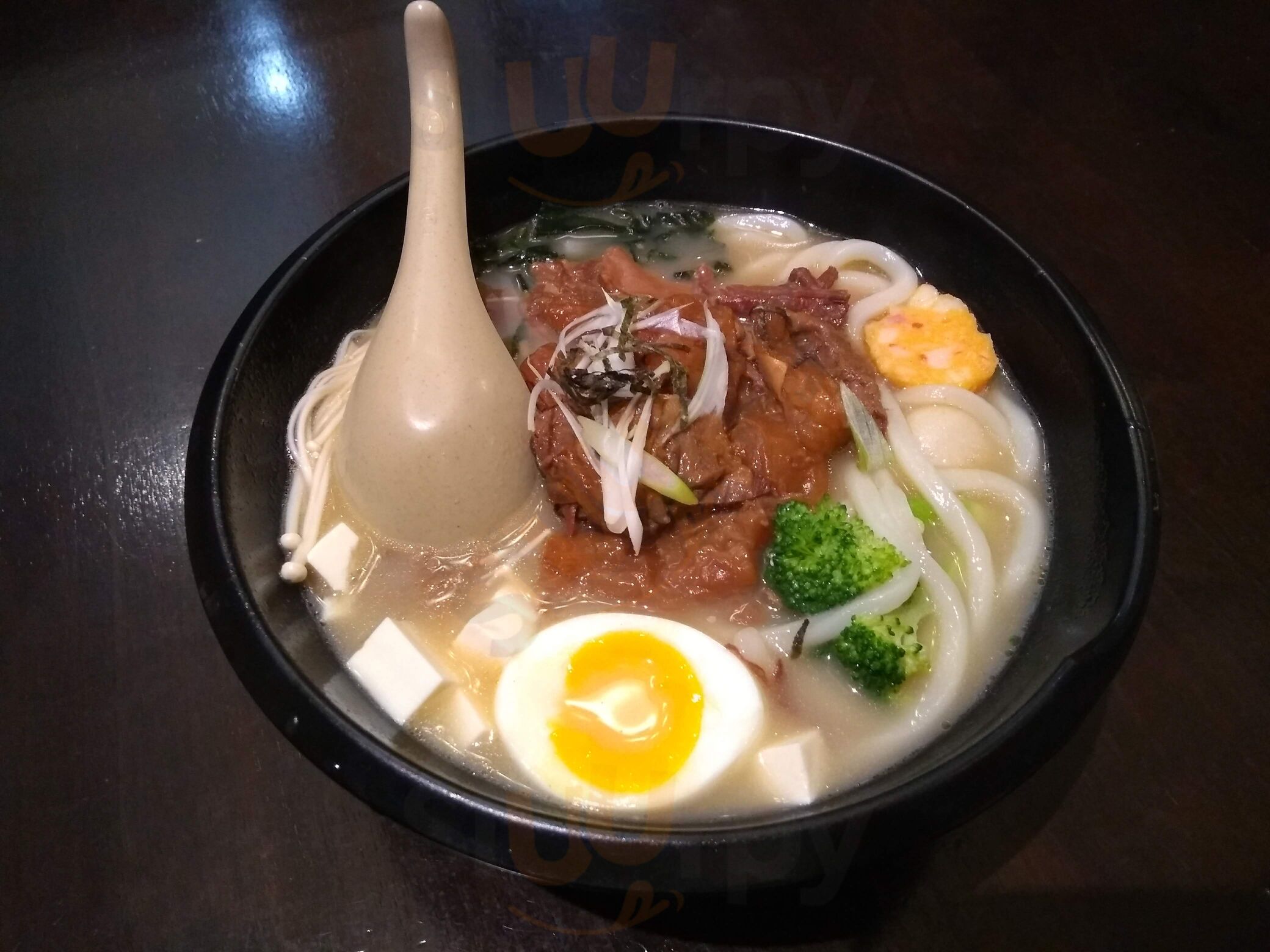 Oolong Noodles Restaurant