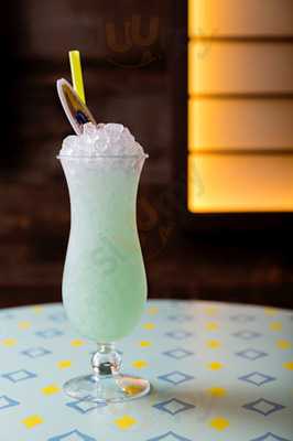 Chicago Bar And Grille