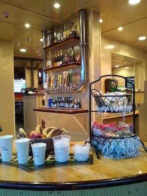 Ryan Bros Coffee Lane Field