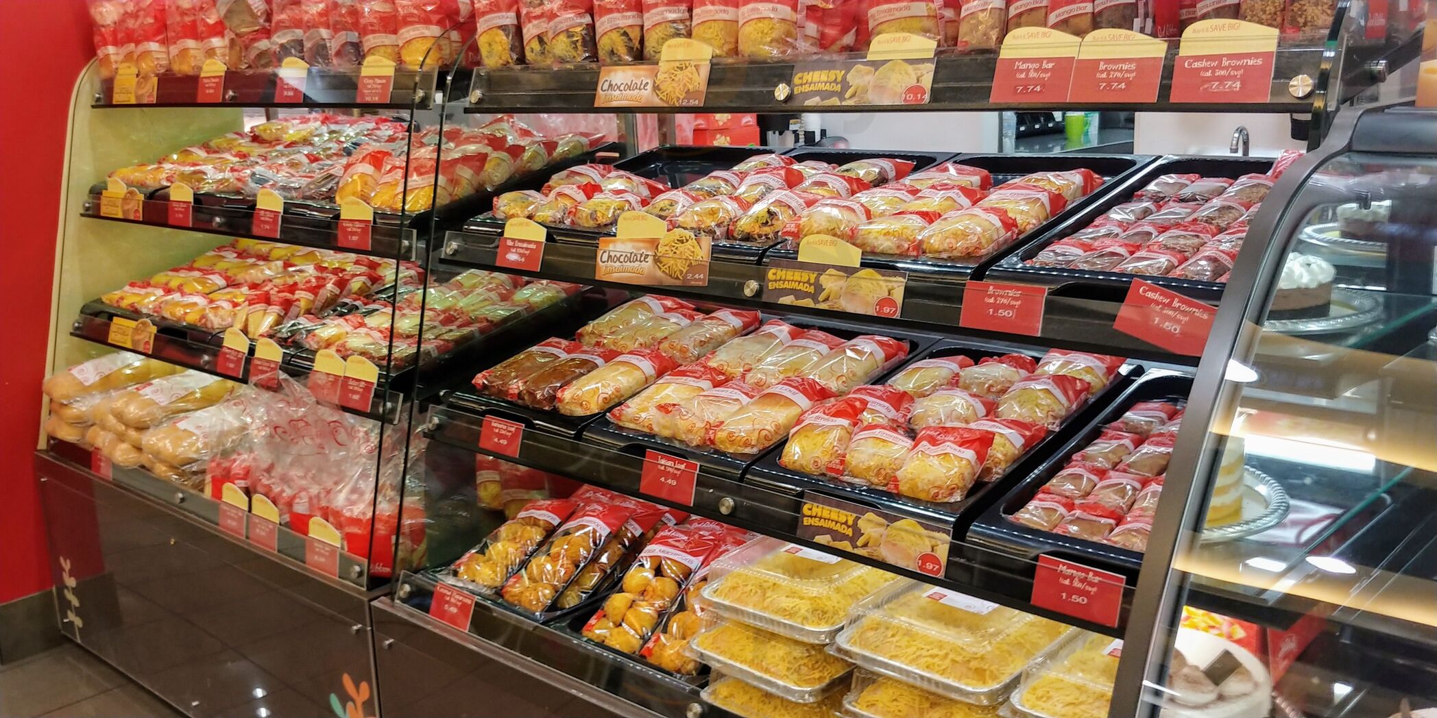 Red Ribbon Bake Shop