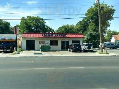 Fiesta Bakery