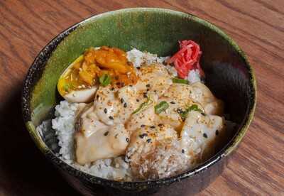 Strings Ramen Lakeview