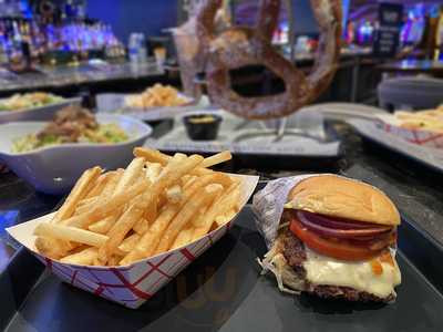 Golden Circle Sports Bar