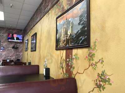 Fat Moe's Pizza And Wings