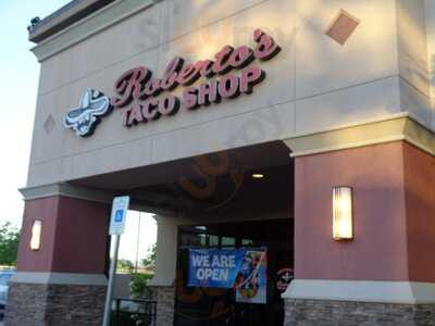 Roberto's Taco Shop