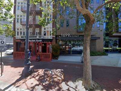 Delessio Market And Bakery