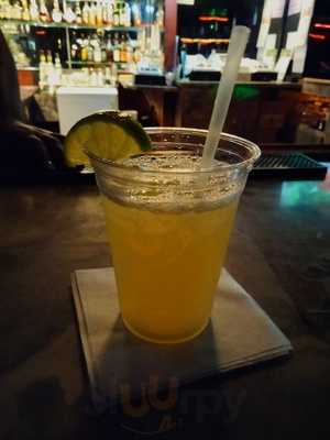 Footprints Jamaican Restaurant & Lounge