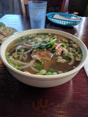 Pho Royal Restaurant