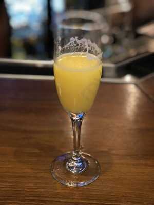 Live Edge Restaurant & Bar