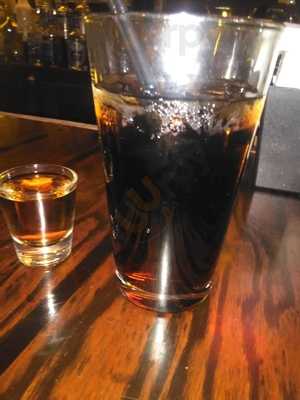 Highstreet Bar And Grill