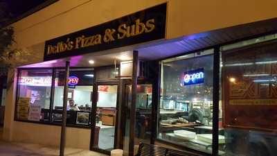 Deno's Pizza And Subs
