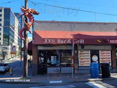 Joe’s Bar And Grill