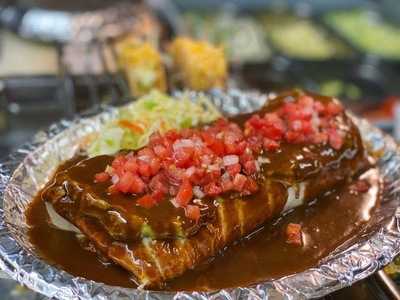 Celia's By The Beach