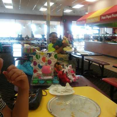 Peter Piper Pizza
