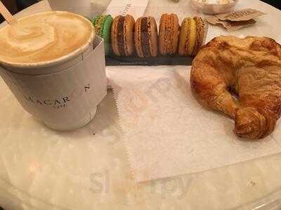 Macaron Cafe