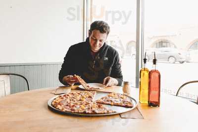 The Upper Crust Pizzeria