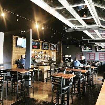 5th Ave Kitchen & Tap